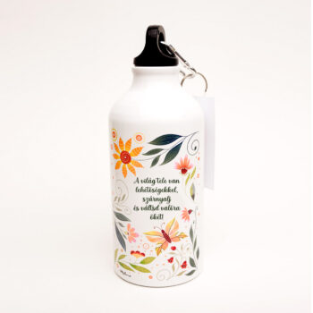 Megszemélyesíthető ivókulacs 500 ml.